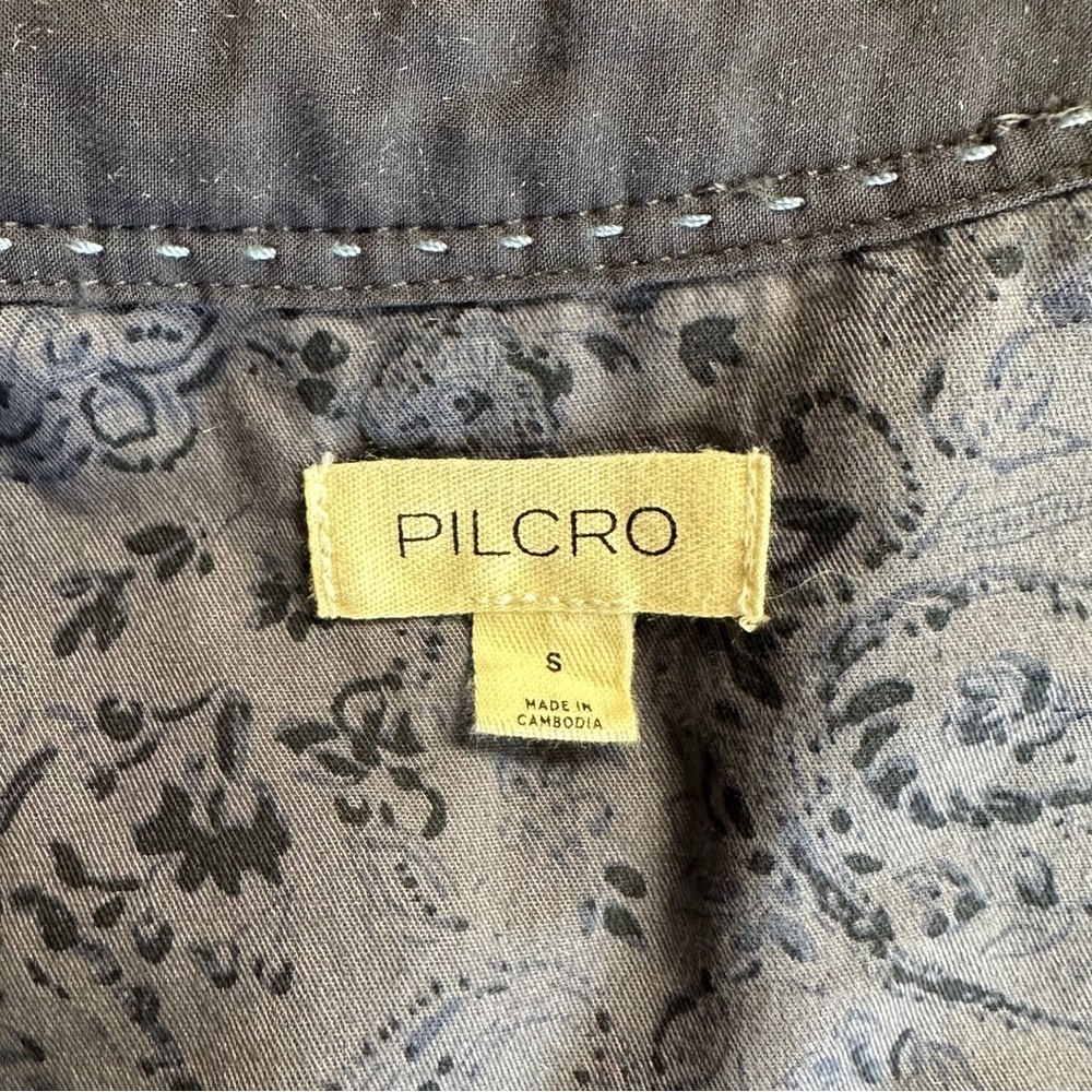Anthropologie Pilcro Relaxed Velvet Button Down Dark Gray Silver Size Small - Picture 7 of 11